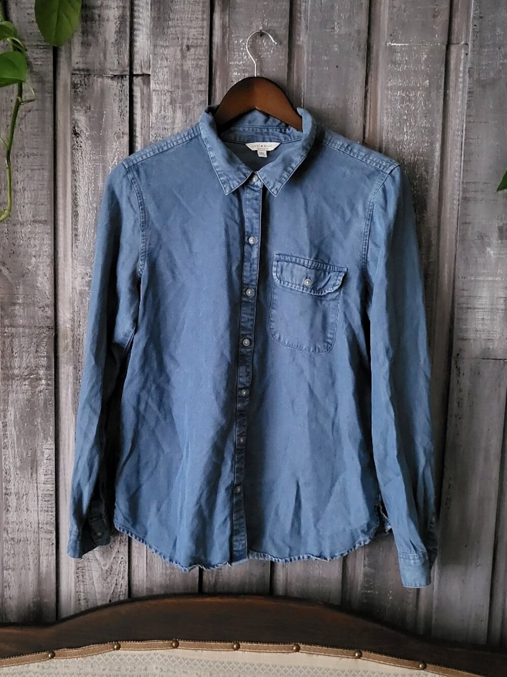 Lucky Brand Tencel Lyocell Denim Chambray Button Down Shirt M